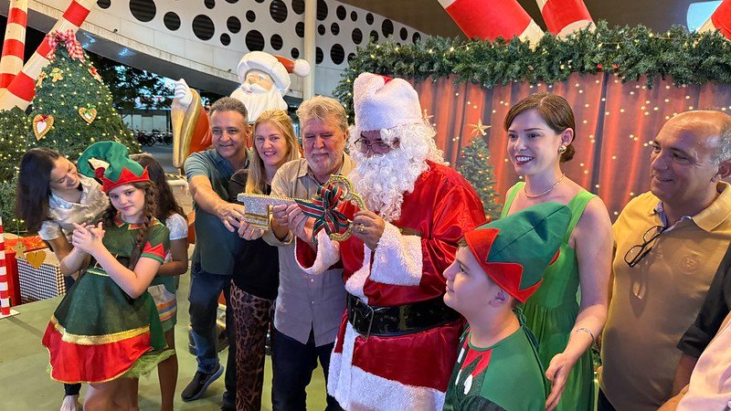 Papai Noel da ACV chega nesta quarta com comércio aberto em horário especial