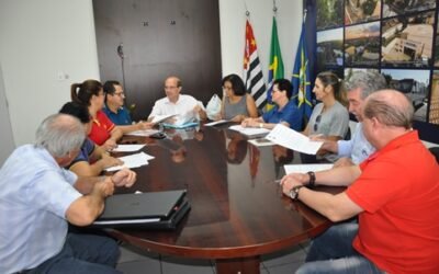 Decreto concede licença para horário especial do comércio em dezembro